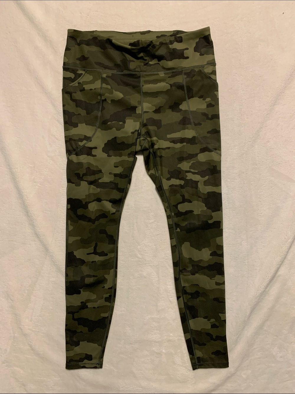 Duluth Trading Co Leggings Womens Large Green Camo Print Pockets Leggings